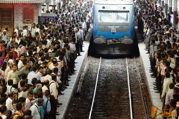 புகையிரத சேவை நேர அட்டவணை மறுசீரமைப்பு