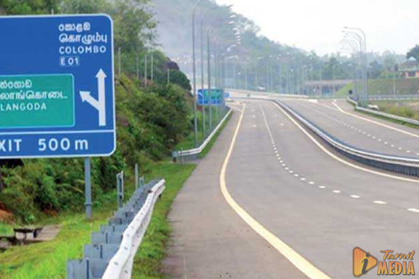  நெடுஞ்சாலை பணியில் களமிறங்கிய இராணுவத்தினர்