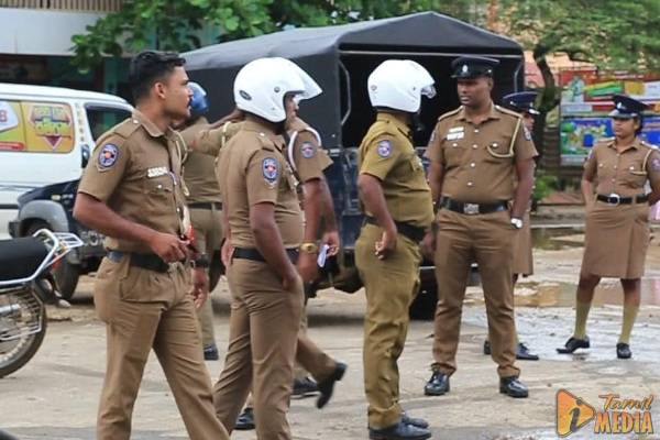 வீட்டுக்குள் நுழைந்து துப்பாக்கி முனையில் யுவதியை கடத்த முயன்ற இளைஞன்