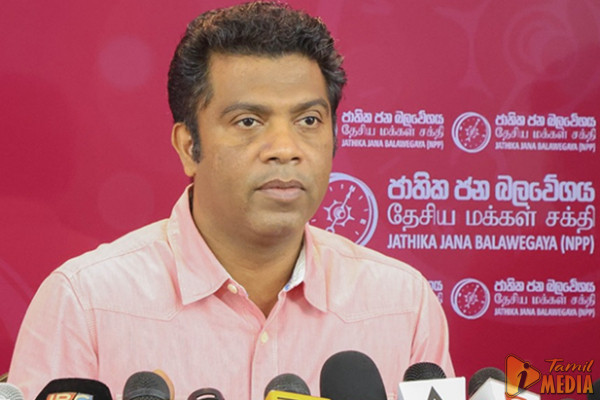 பட்டதாரிகளை அரச சேவையில் இணைப்பது தொடர்பில் வெளியான அறிக்கை