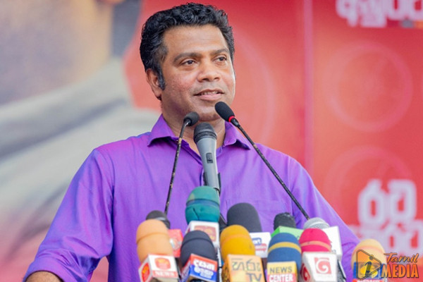 பட்டதாரிகளின் தொழில் கோரும் பிரச்சினைகளுக்குத் தீர்வு தொடர்பில் அரசாங்கம் அவதானம்