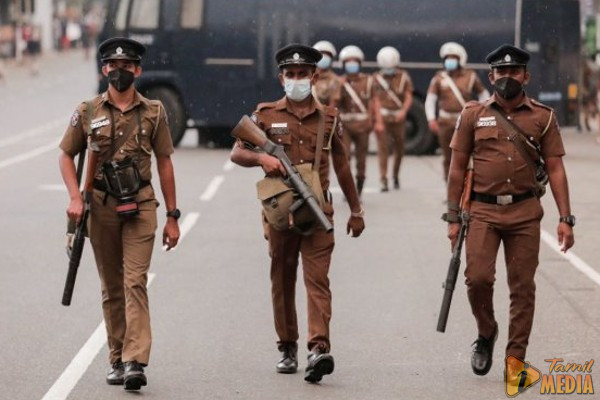 பொலிஸாரிடம் சிக்கிய 180 இலட்சம் ரூபாய் மதிப்பிலான பணம்